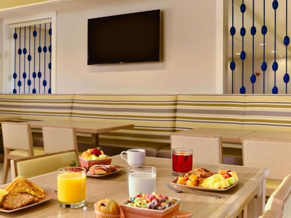 Sonesta ES Suites Tucson image 18
